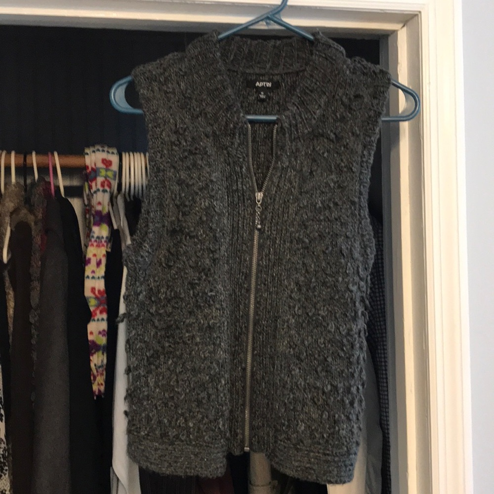Apt 9 grey sweater vest.